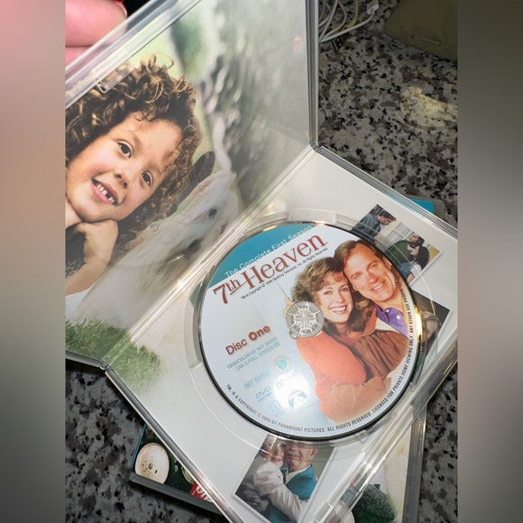 7th Heaven DVD Bundle (Seasons 1-4) - Picture 2 of 3